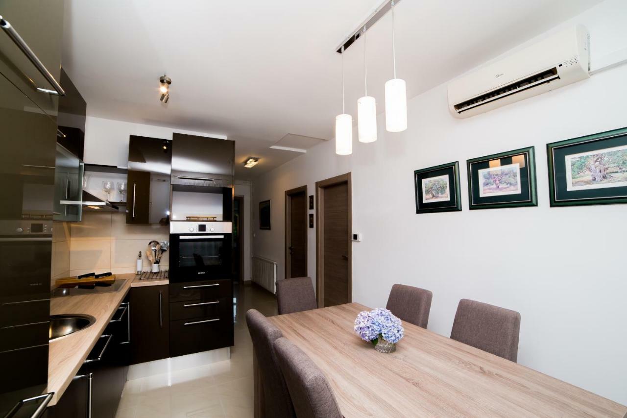 Casa Ana Apartment ซาดาร์ ภายนอก รูปภาพ